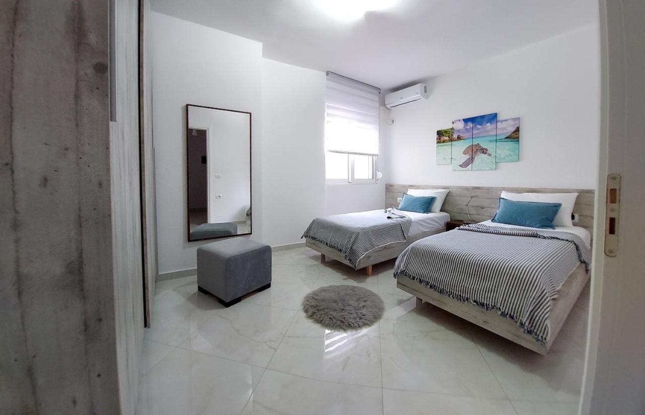 Cirasola Home - White Residence 1 Sarande Ngoại thất bức ảnh